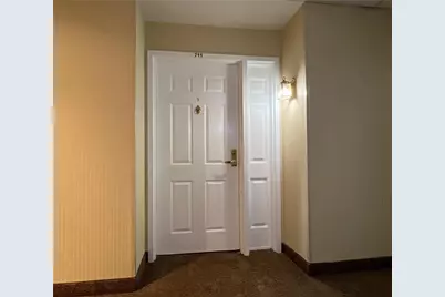 1800 Clairmont Lake #711, Decatur, GA 30033 - Photo 2