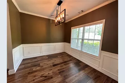 2758 Suttonwood Way, Buford, GA 30519 - Photo 2
