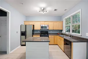 518 Wallnut Hall Cove, Woodstock, GA 30189 - Photo 14