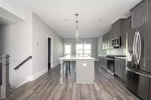 1947 Drew Dr NW, Atlanta, GA 30318 - Photo 12