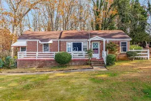 2626 White Sulphur Rd, Gainesville, GA 30501 - Photo 1