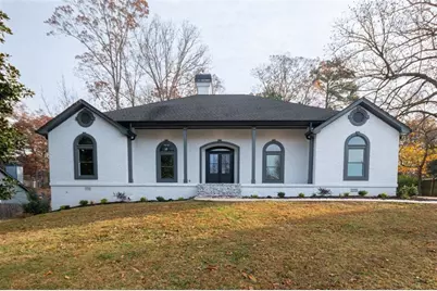 731 Chattahoochee Place, Gainesville, GA 30506 - Photo 1