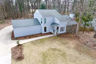 5419 S Lake Dr, Douglasville, GA 30135 - Photo 2