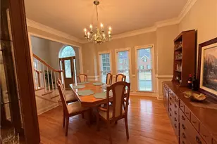 710 Trillium Ln, Lilburn, GA 30047 - Photo 8