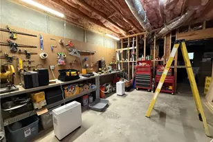 710 Trillium Ln, Lilburn, GA 30047 - Photo 34