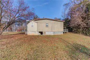 6088 Wade Orr Rd, Flowery Branch, GA 30542 - Photo 20