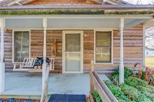 6088 Wade Orr Rd, Flowery Branch, GA 30542 - Photo 2