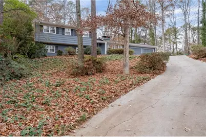 3177 Saybrook Drive NE, Brookhaven, GA 30319 - Photo 2