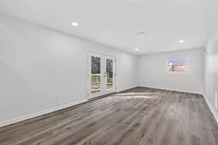 440 Larchmont Dr NW, Atlanta, GA 30318 - Photo 12