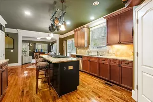 2255 Abbey Cove Ct, Marietta, GA 30062 - Photo 24