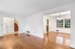 2738 Rainbow Ridge Rd, Decatur, GA 30034 - Photo 8