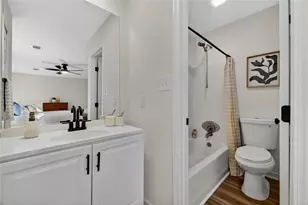 1188 Cottonwood Dr, Lawrenceville, GA 30043 - Photo 12