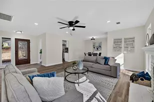 1188 Cottonwood Dr, Lawrenceville, GA 30043 - Photo 6