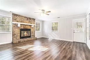 4229 Rockbridge Heights Dr, Stone Mountain, GA 30083 - Photo 12