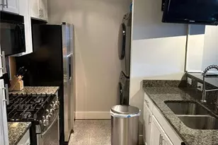 799 Hammond Dr, Atlanta, GA 30328 - Photo 24