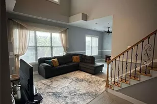 799 Hammond Dr, Atlanta, GA 30328 - Photo 10