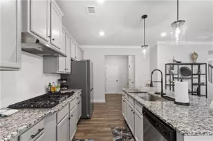 1553 Dover Creek Ln, Lawrenceville, GA 30045 - Photo 12