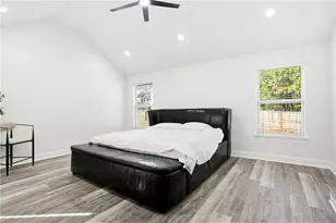 8169 Lochley Dr, Fairburn, GA 30213 - Photo 16