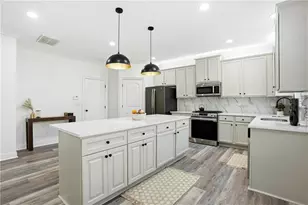 8169 Lochley Dr, Fairburn, GA 30213 - Photo 8