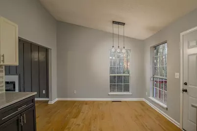 2060 Bedford Court, Lithonia, GA 30058 - Photo 8