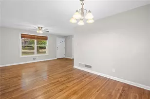 2493 Warwick Cir NE, Atlanta, GA 30345 - Photo 6