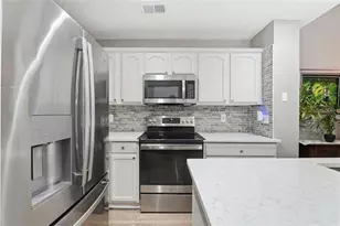 550 Fox Creek Crossing, Woodstock, GA 30188 - Photo 12