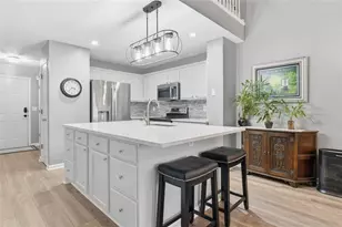 550 Fox Creek Crossing, Woodstock, GA 30188 - Photo 8