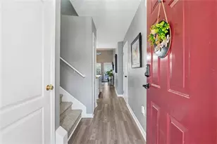 550 Fox Creek Crossing, Woodstock, GA 30188 - Photo 6