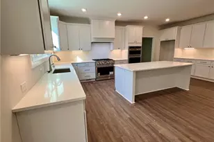 327 Primrose Ln, Pendergrass, GA 30567 - Photo 6