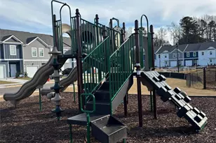 9440 Maple Grv Ln, Jonesboro, GA 30328 - Photo 20