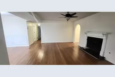 2105 N Forest Trail NE, Dunwoody, GA 30338 - Photo 2