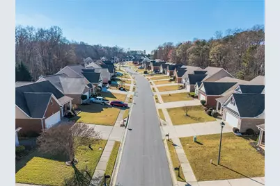 5645 Ashmoore Court, Flowery Branch, GA 30542 - Photo 32