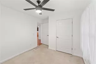 5645 Ashmoore Ct, Flowery Branch, GA 30542 - Photo 8