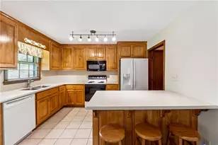 2270 Dinsmore Rd, Alpharetta, GA 30004 - Photo 14