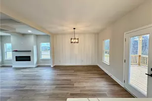 2804 Dorsey Peek Rd, Gainesville, GA 30507 - Photo 8