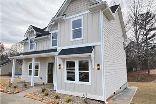 2804 Dorsey Peek Rd, Gainesville, GA 30507 - Photo 4