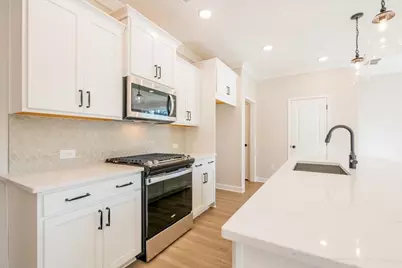 233 Bluffington Way, Marietta, GA 30066 - Photo 4