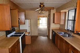 2238 Leslie Brook Dr, Decatur, GA 30035 - Photo 10