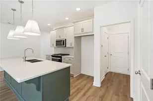 237 Bluffington Wy, Marietta, GA 30066 - Photo 8