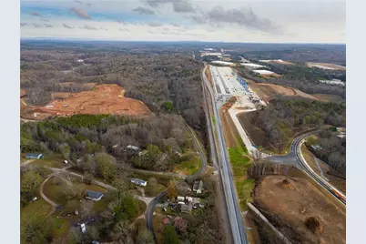 3209 Hall Drive, Gainesville, GA 30501 - Photo 2