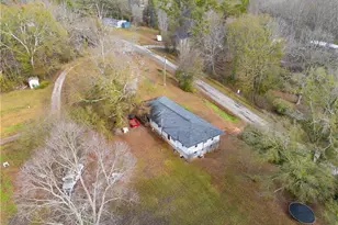 3209 Hall Dr, Gainesville, GA 30501 - Photo 4