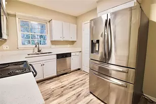 321 Tarragon Wy SW, Atlanta, GA 30331 - Photo 6