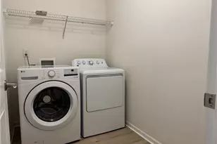 3720 Crescent Walk Ln, Suwanee, GA 30024 - Photo 22