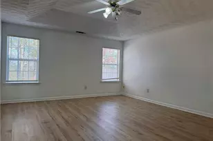 3720 Crescent Walk Ln, Suwanee, GA 30024 - Photo 16