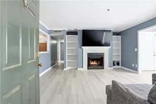 4628 Vinings Central Run SE, Atlanta, GA 30339 - Photo 2