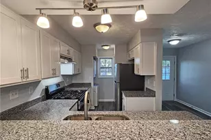 6627 Banbury Ct, Norcross, GA 30093 - Photo 4