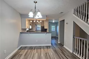 6627 Banbury Ct, Norcross, GA 30093 - Photo 12