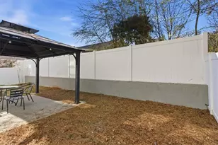 156 W Oaks Pl, Woodstock, GA 30188 - Photo 32