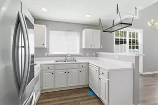 156 W Oaks Pl, Woodstock, GA 30188 - Photo 10