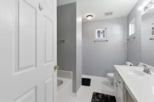 156 W Oaks Pl, Woodstock, GA 30188 - Photo 24